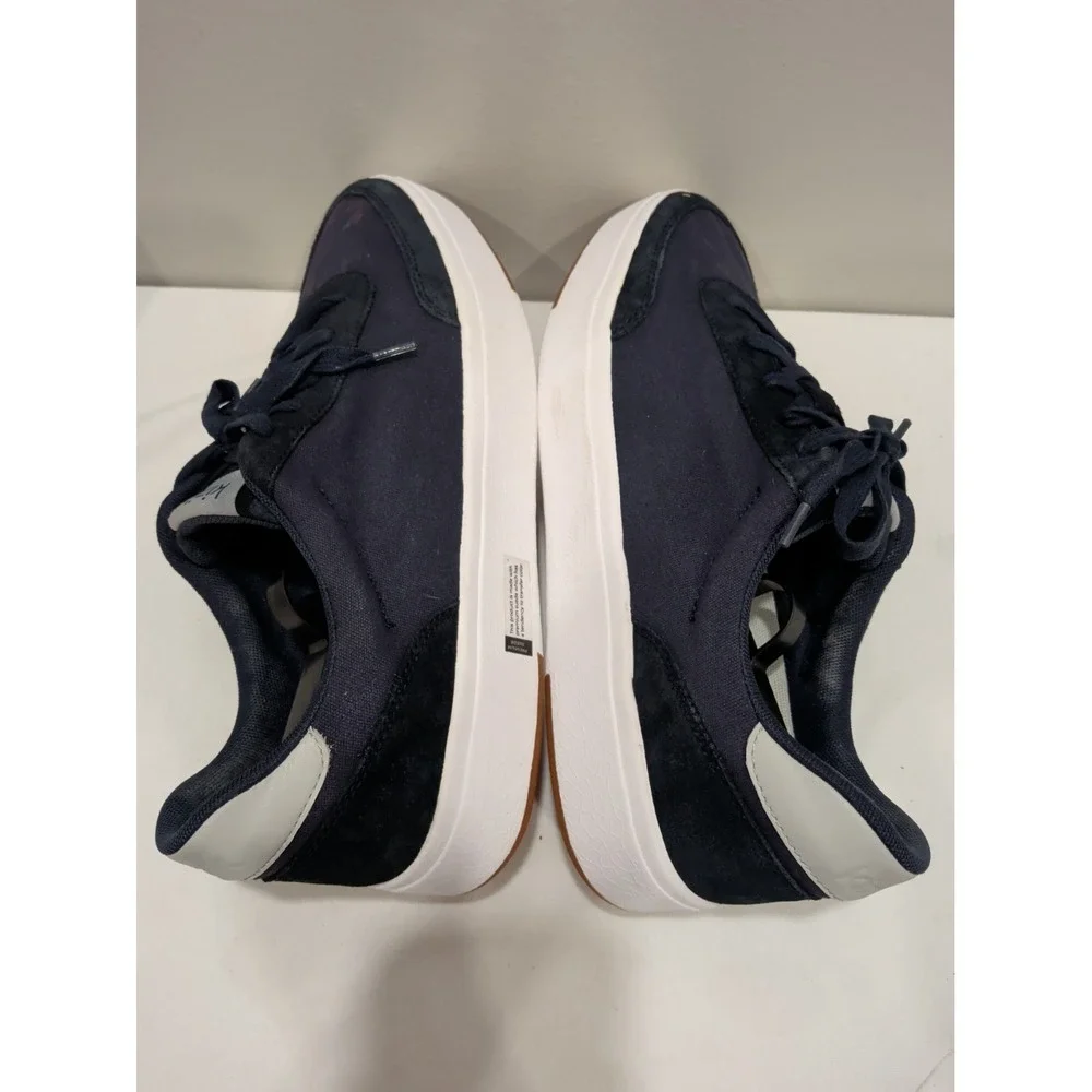Kizik Prague Men Sz  11 W  Canvas Suede Sneakers Hands Free Comfort